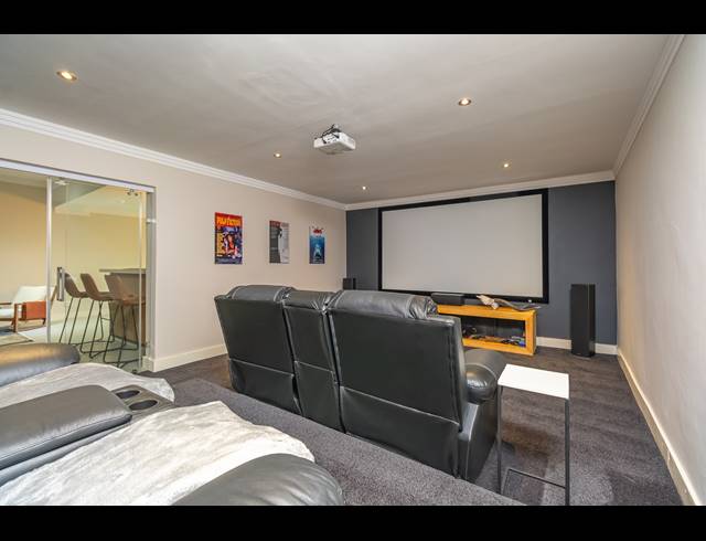 4 BEDROOM HOUSE FOR SALE IN BRYANSTON